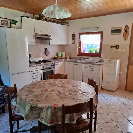 House Lepena Сasa de vacaciones